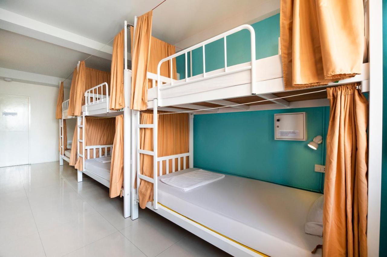 Oyo 618 At Khaosan Hostel (Adults Only) Банкок Екстериор снимка